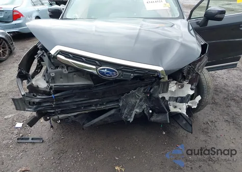 2017 Subaru Forester z USA, uszkodzony, nr VIN JF2SJAWC6HH591026